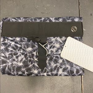 Lululemon Break Free Kit